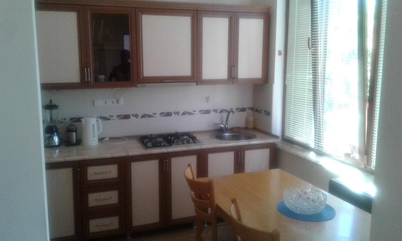 Appartamento Centr Kutaisi Esterno foto