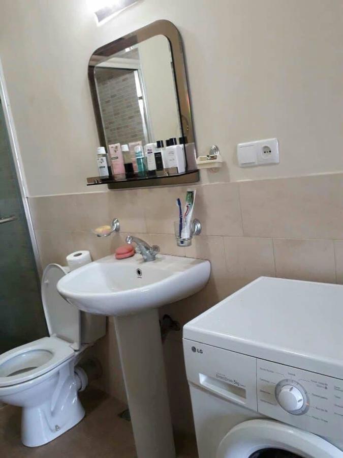 Appartamento Centr Kutaisi Esterno foto